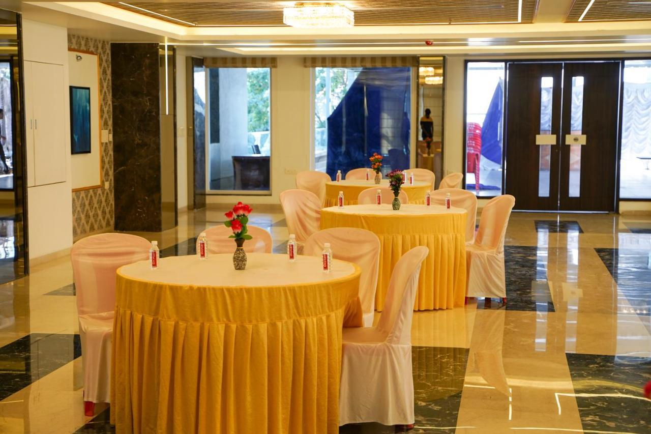 BNGV Mystic Premier Hotel Bangalore Exterior foto