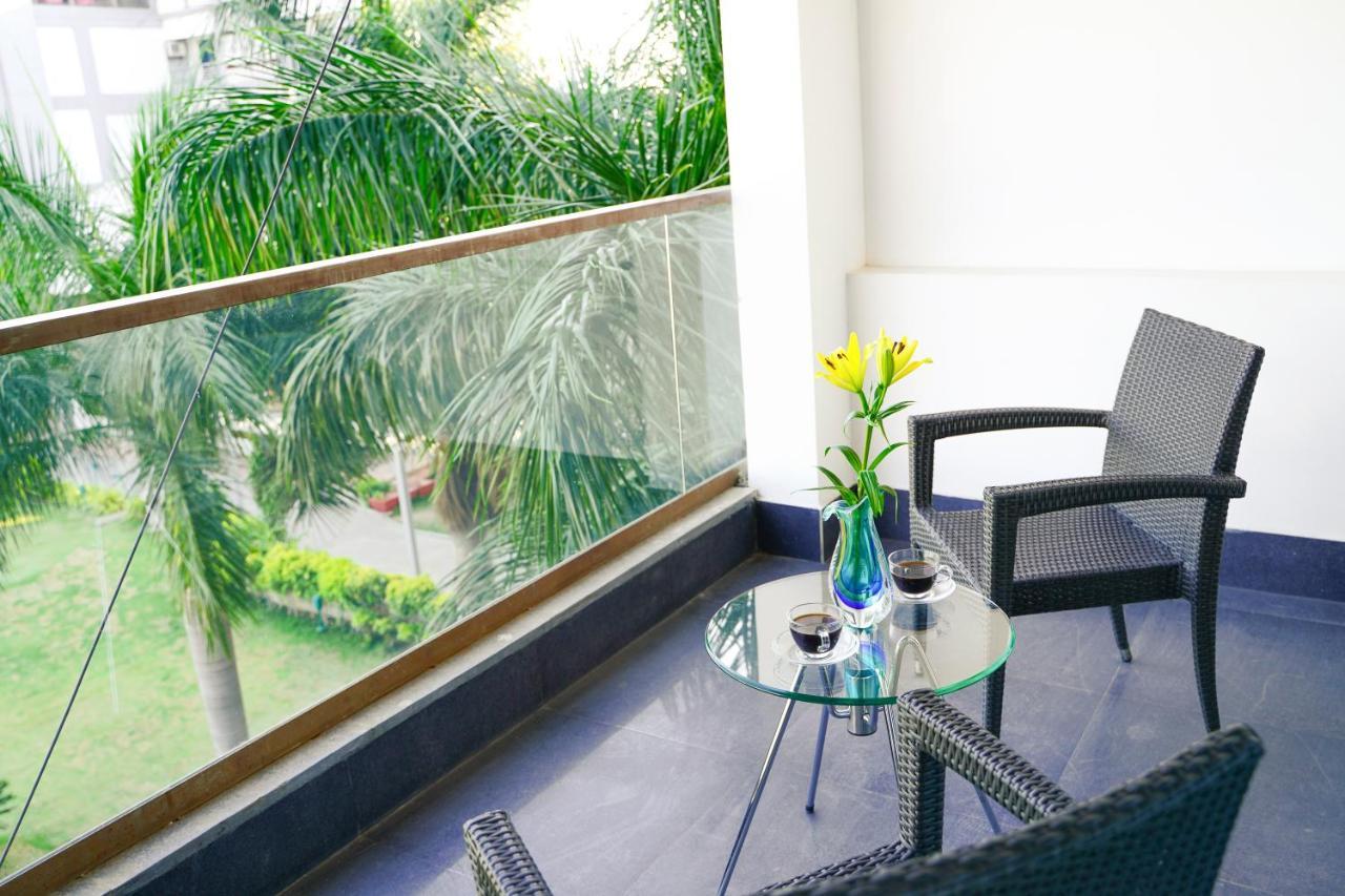 BNGV Mystic Premier Hotel Bangalore Exterior foto