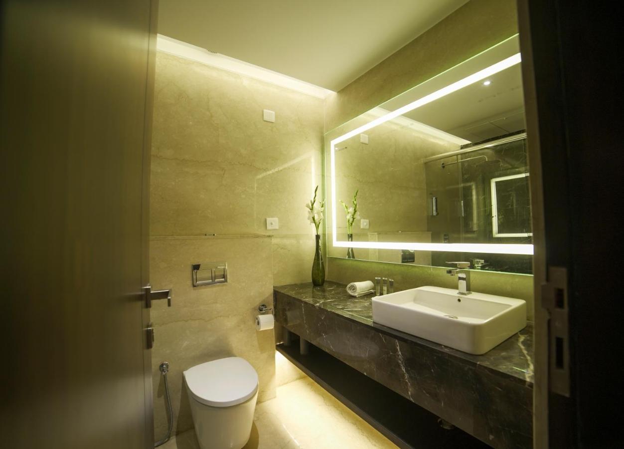BNGV Mystic Premier Hotel Bangalore Exterior foto